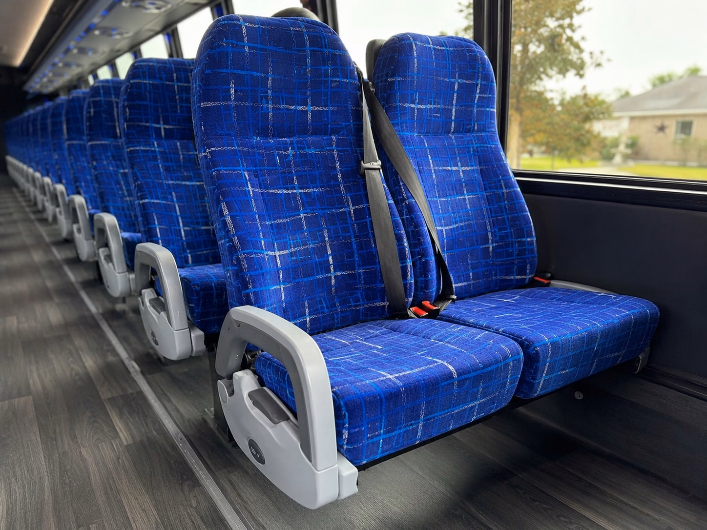 convention and conference charter bus rentals at chi health center omaha